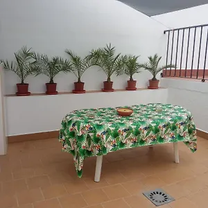 Cómodo Adosado En San Bartolomé Сasa de vacaciones